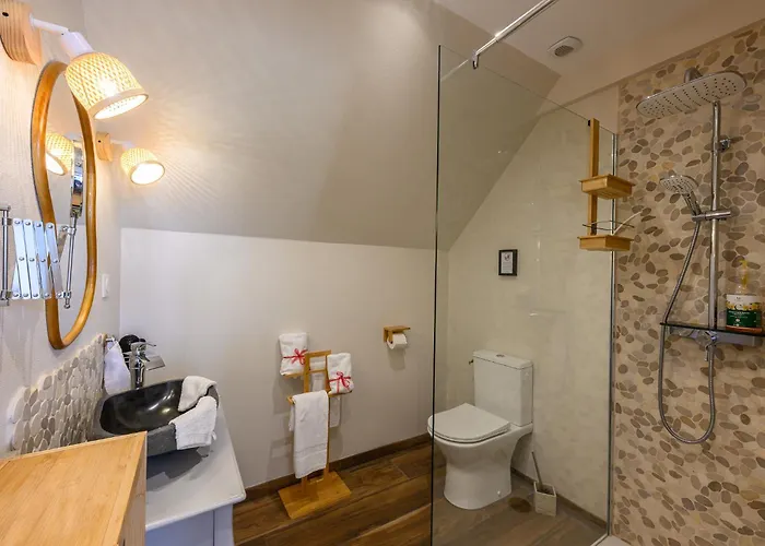 Gæstehus Les 13 Lavoirs D'antan - Zen Attitude 3*